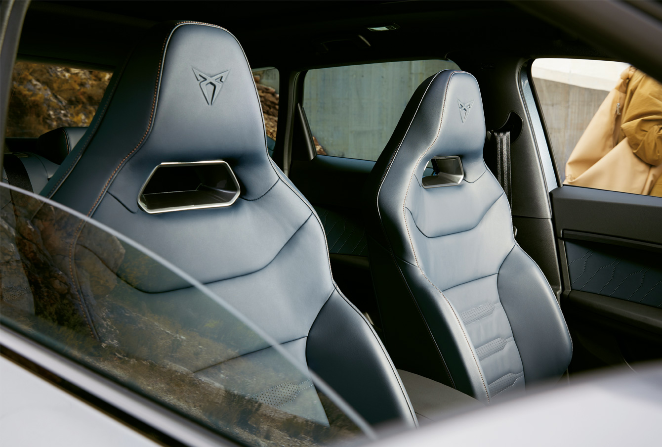 nuevo-cupra-ateca-asientos-bucket